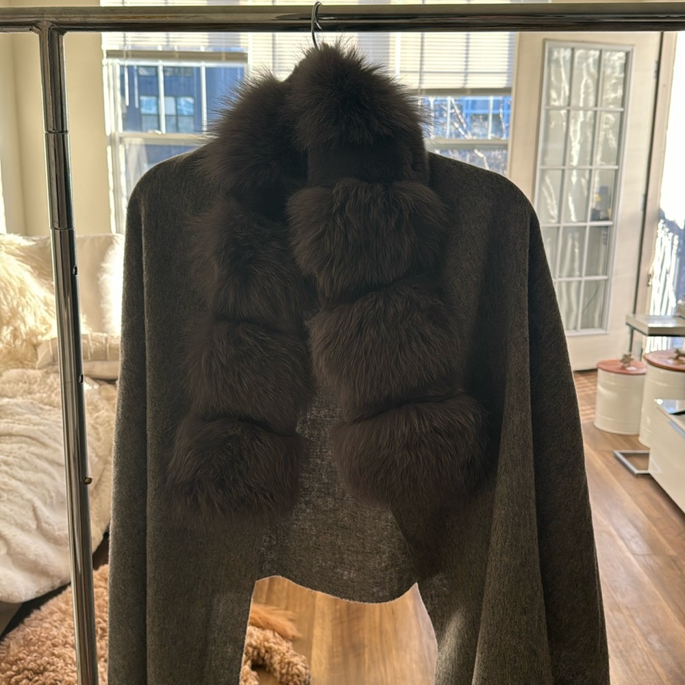 Belle Fare Cashmere Shawl